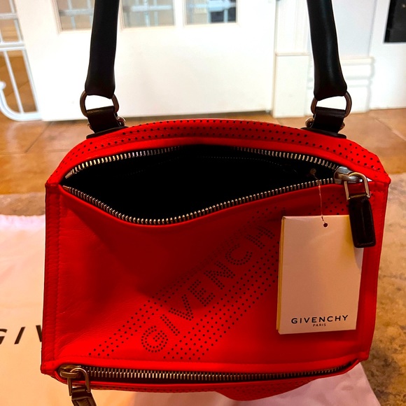 New Givenchy small pandora with perforated details and black handles. Authentic - Picture 6 of 11